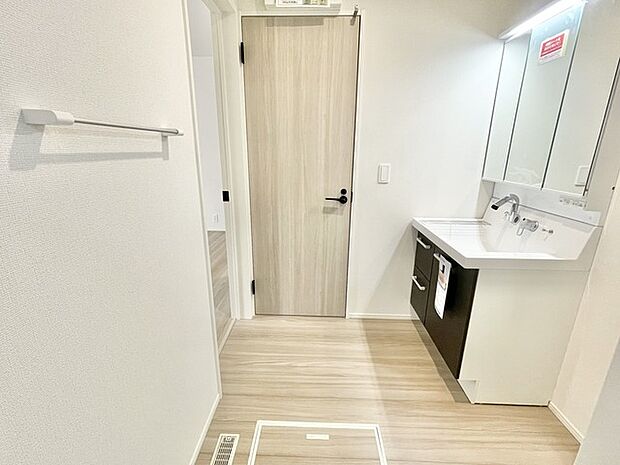 清潔感のある空間に、穏やかな時の流れを感じる住まい