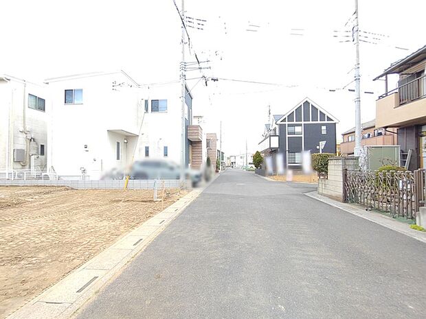 静かで落ち着いた住環境が広がる、穏やかな街並み。