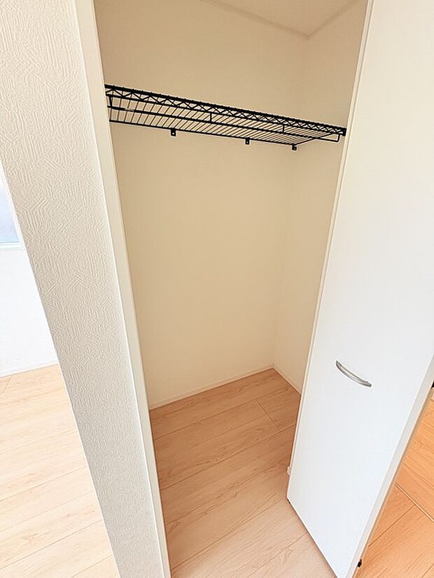 部屋ごとに設けた収納は、住みやすさへのこだわり。 