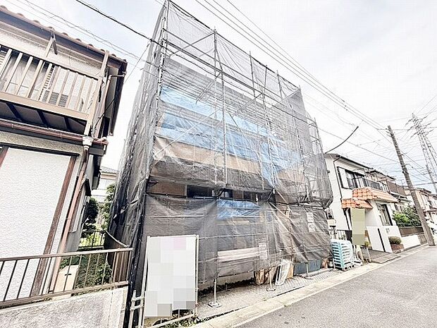 丁寧なメンテナンスを経て、新しい暮らしの始まりを感じさせる穏やかな佇まいです。