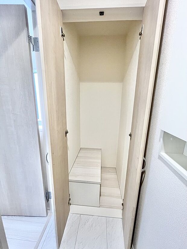 日々の暮らしを整える、すっきりと無駄のない洗練された空間が心地よいゆとりを生み出します。