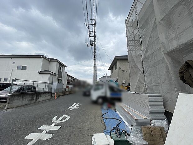 雲間から覗く、穏やかな空が広がる地域。