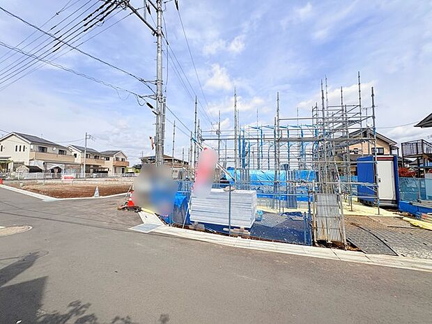 今なら建築中の住まいをご覧いただけます。構造体の質問もお気軽に。 