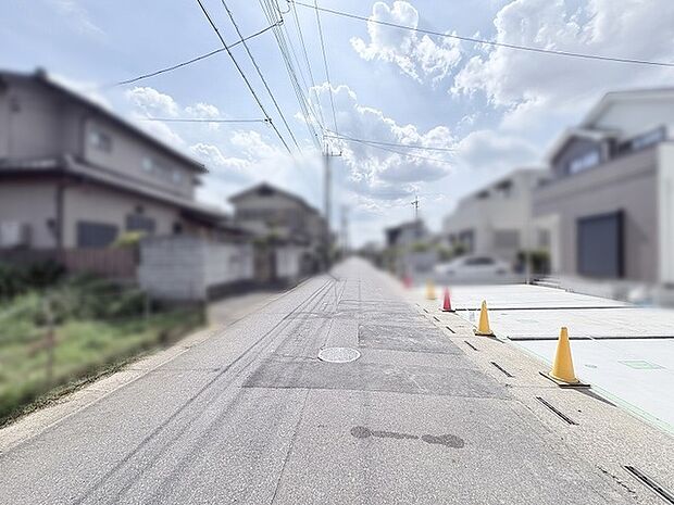 穏やかな空が広がり、静かな時間が流れる落ち着いた街並みの中で、ゆとりある暮らしが叶う場所。