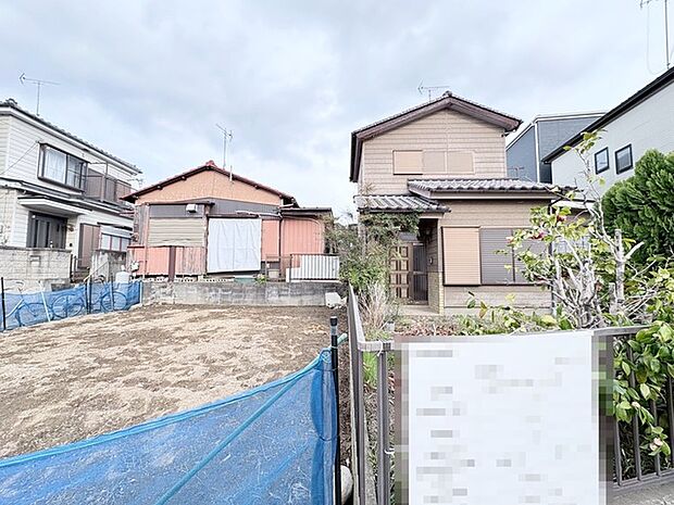 四季の移ろいを感じる、穏やかな佇まい。