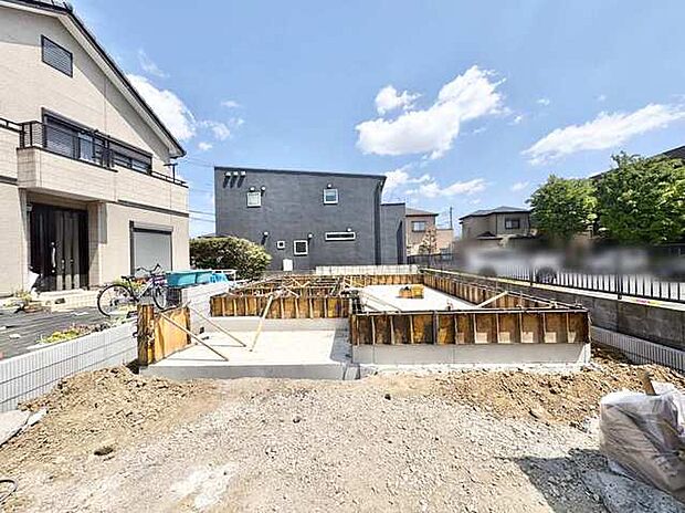 青空の下、新しい暮らしがここから始まります。