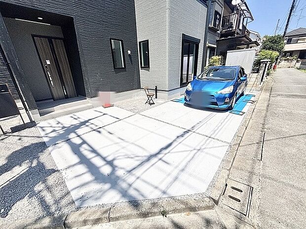洗練されたツートーンの外観が印象的な、日々の暮らしにゆとりをもたらす整った住環境が魅力です。