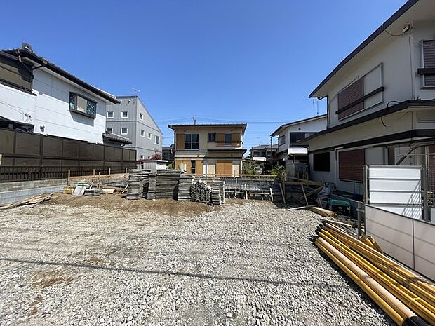 基礎から完成済みの住まいまで、各工程をご確認いただけます。 