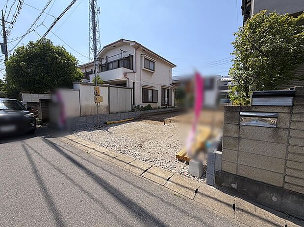 同じグレードで建てられた最寄りの完成物件を、参考にご覧になれます。