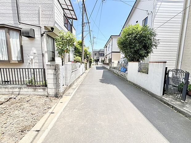 静かな時が流れる、穏やかな街並み