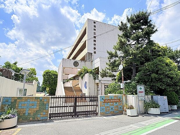 瀬崎中学校(1650m)