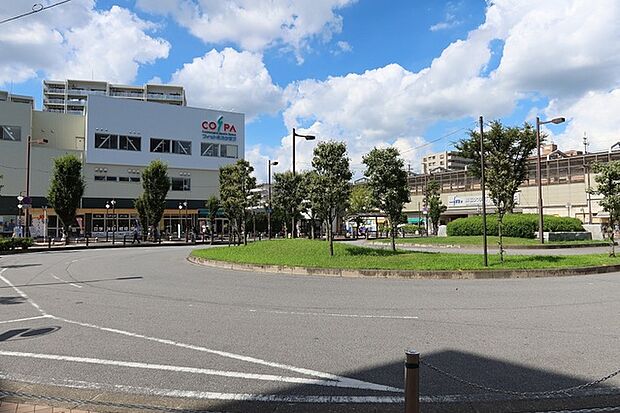 獨協大学前駅(1300m)
