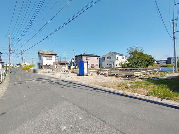 空が大きく広がる開放感のある環境で、穏やかな暮らしを育むための新しいスタートがここから始まります。