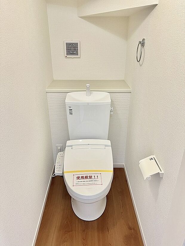 白を基調としたすっきりと清潔感のある空間が心地よい時間を演出します