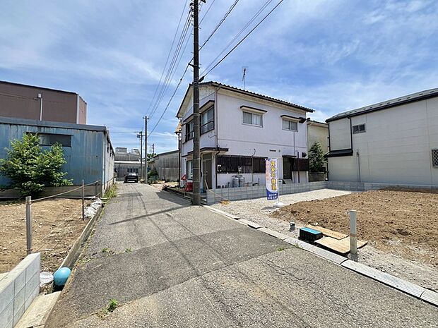 空が広く見渡せる開放的な環境で、穏やかな時間が流れる落ち着いた住環境です。