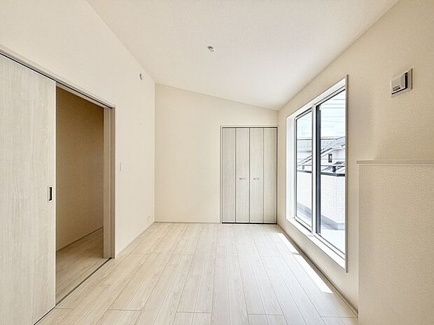 この部屋だれの部屋にしようかな、なんて会話を現地で楽しんでください。