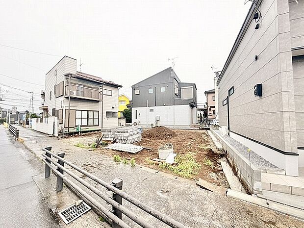 周囲と調和した落ち着きのある街並みの中で、新たな暮らしの可能性を静かに育むゆとりある区画です。