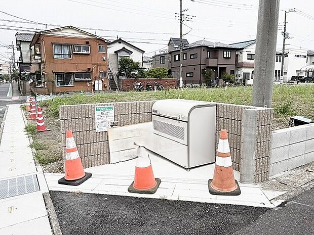 周辺環境と調和する、日々の暮らしに欠かせない施設が整った利便性の高い立地です。