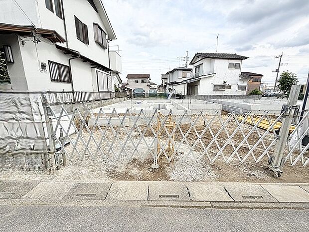 閑静な住宅街の中にあり、新しい暮らしの起点となる整った区画です。