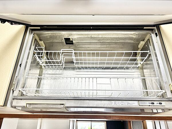 日々の暮らしに寄り添う、細やかな工夫が施された機能的な空間が心地よい時間を生み出します。