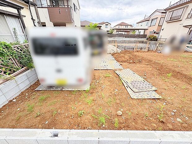 新しい暮らしの可能性を広げる、未来の住まいを描き出せる広々とした空間です。