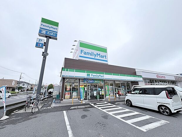 コンビニエンスストア(240m)