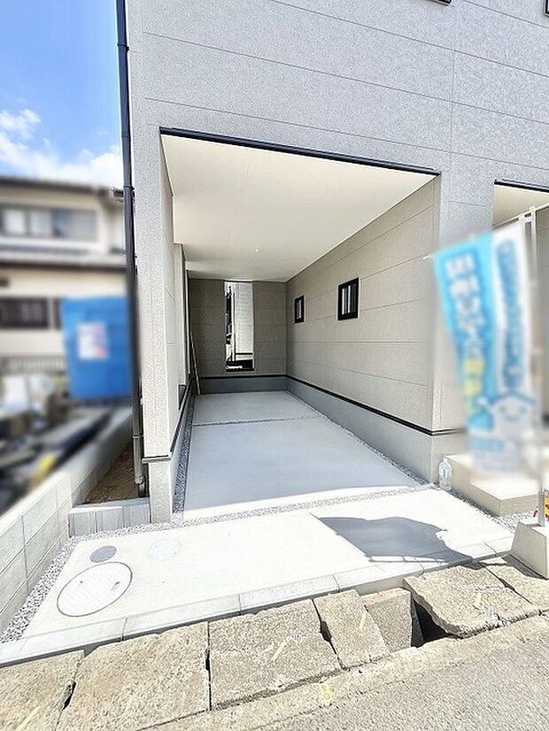 洗練された外観と調和する、日々の暮らしにゆとりをもたらすシンプルで機能的なスペースです。