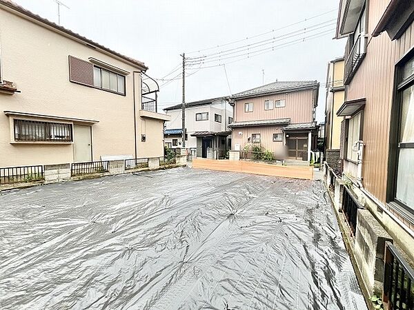 閑静な住宅街に位置する、思い描いた暮らしを自由に形にできる広々とした敷地です。