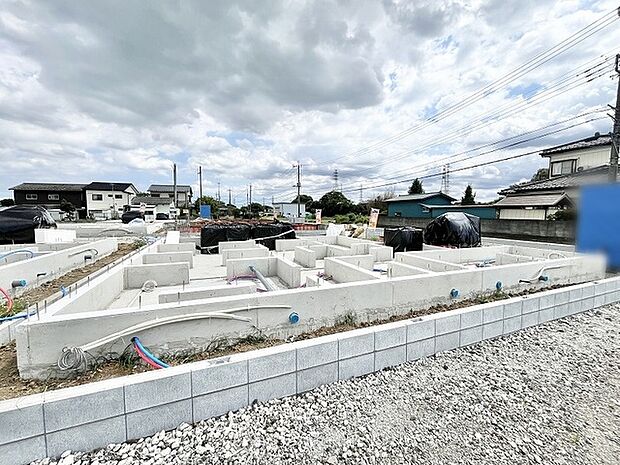 新しい暮らしの基盤となる、穏やかな空気が流れる住環境の形成地です。