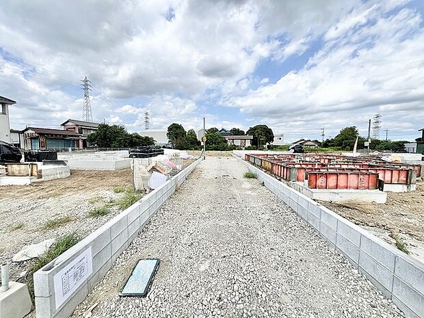 新しい暮らしの基盤となる、広がりと開放感を感じさせるゆとりある敷地です。