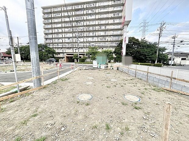 新たな暮らしの可能性が広がる、ゆとりある敷地環境が整っています。