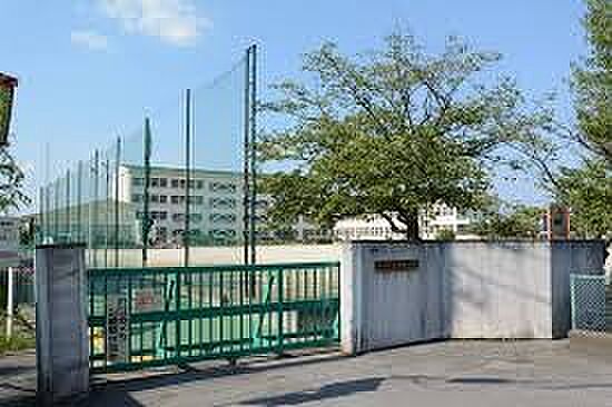 春日部市立備後小学校（410m）