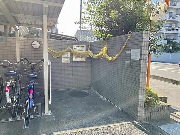 日々の暮らしを支える、整えられた共有スペースが健やかな日常をサポートします。