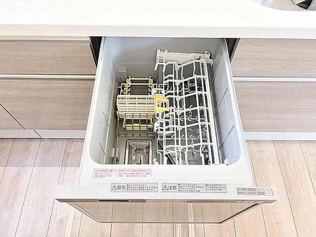 毎日の暮らしを整える、清潔感のあるすっきりとした空間が日々の家事を心地よくサポートします。