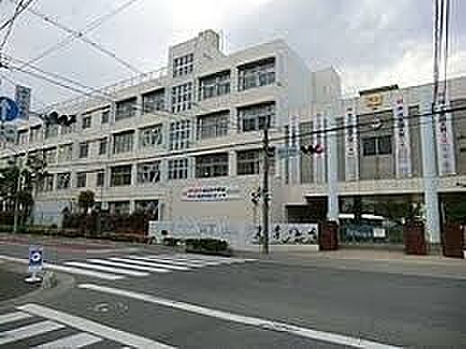 川口市立青木中学校（1760m）