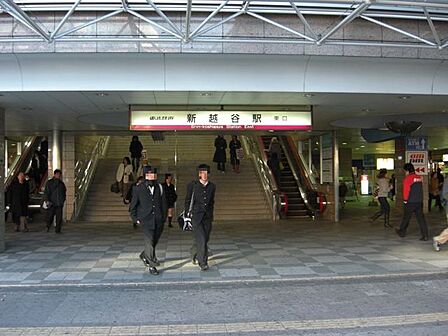 新越谷駅(960m)