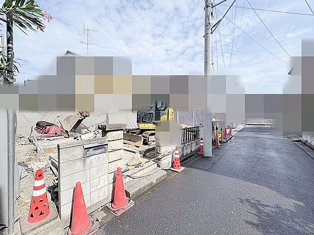 新しい暮らしの可能性を秘めた、静かな住宅街に位置するゆとりある敷地です。