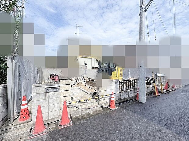 新たな暮らしの始まりを予感させる、整地された静かな敷地が広がっています。