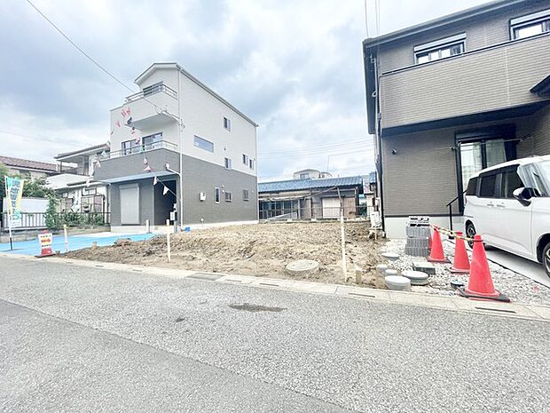 空が広く見渡せる開放的な空間に、これからの新しい暮らしの可能性が広がります。