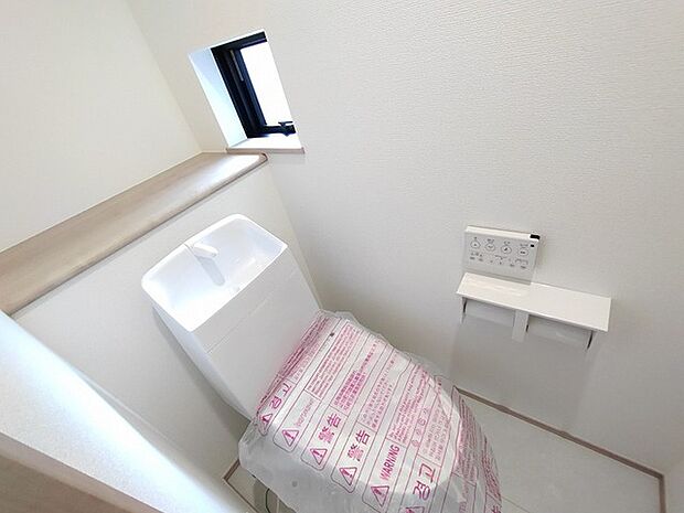 白を基調とした清潔感のある空間が心地よい、落ち着きに満ちたプライベートスペース。