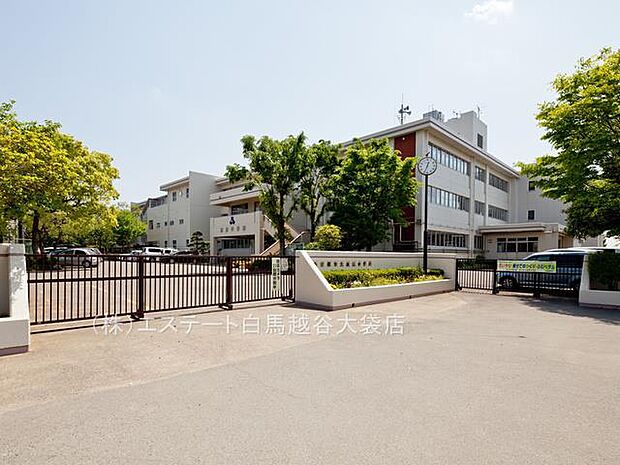春日部市立飯沼中学校（1110m）