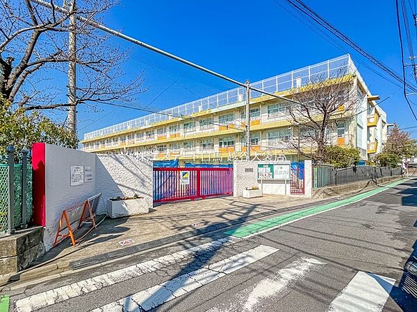 川口市立仲町小学校（1130m）