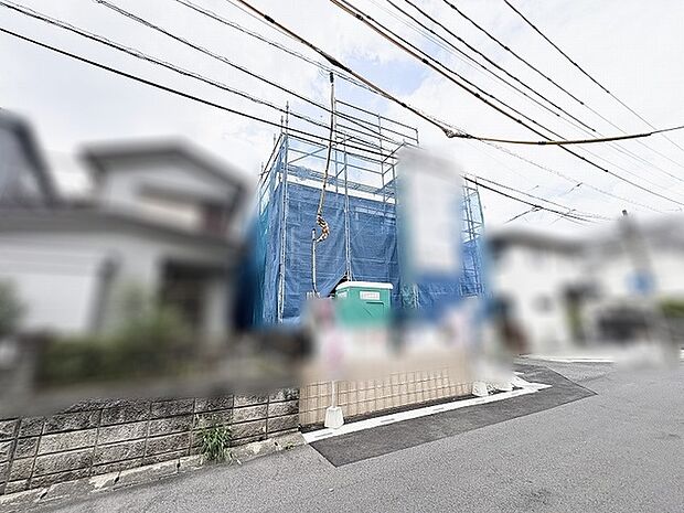 新しい暮らしへの期待が高まる工事中の現地から穏やかな街並みが広がります