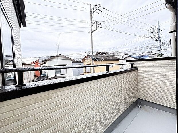 心地よい風が通り抜ける開放的な空間が日常のひとコマにゆとりをもたらします
