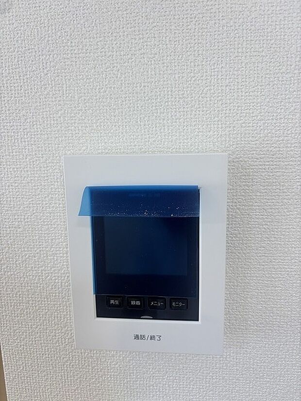 日々の暮らしを穏やかに見守る、安心感に満ちた心地よい設えです。
