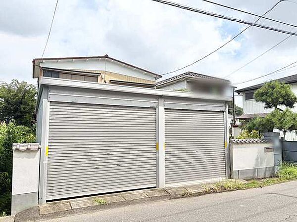 住まいの表情を引き立てる、ゆとりと安心感をもたらす佇まい