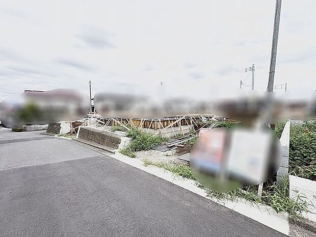 静かな空気が漂う住環境に広がる心地よい空間です