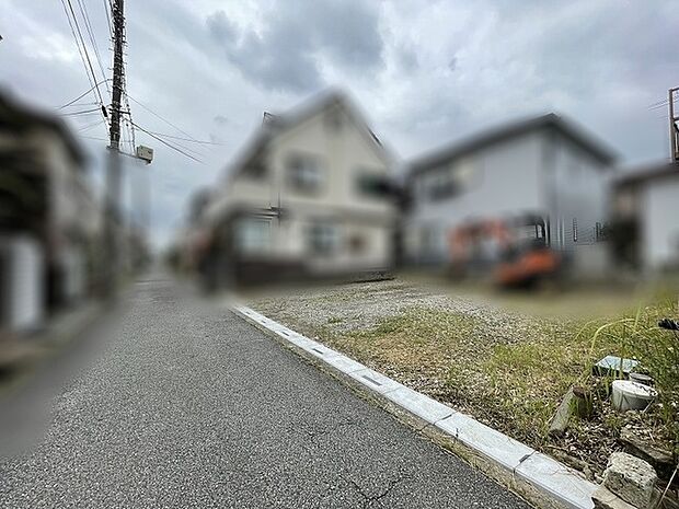 穏やかな空気に包まれた静かな住環境が広がり心安らぐ心地よい時間を過ごせる場所