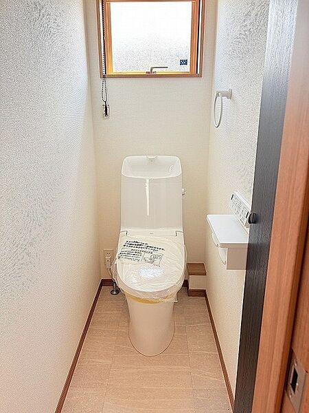 トイレを拡大表示
