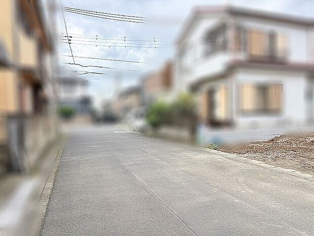 穏やかな空気が流れる落ち着いた住環境が広がり日々の暮らしに心地よいくつろぎをもたらします